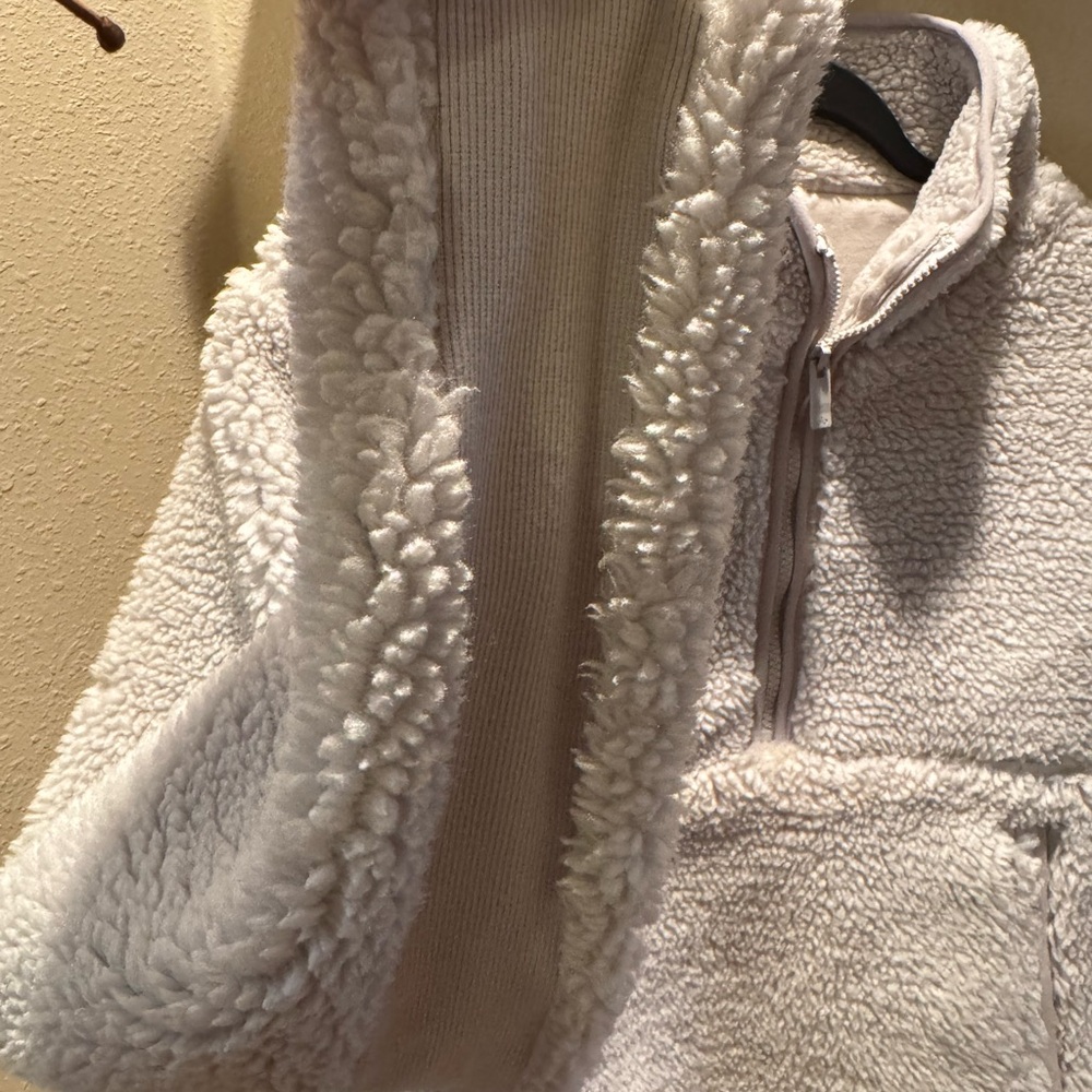 Alo Yoga Shanti Sherpa Sweater Half Zip Flaw - Picture 3 of 8